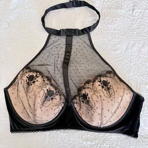 Victoria's Secret Black and Nude Lace Halter Bra